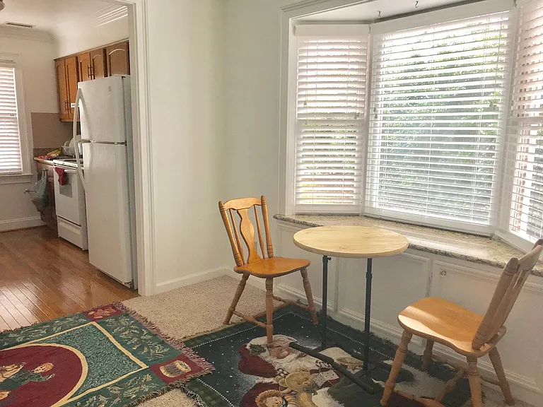 615 A Morehead Ave #2 — Photo 4