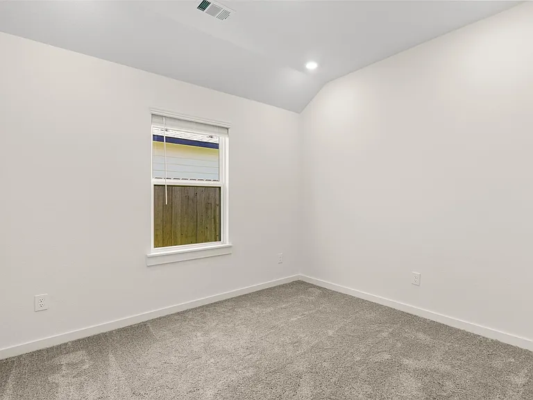 6643 Escondido Dr — Photo 18