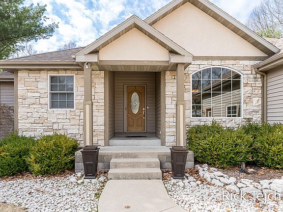 2nd image of 2055 Rambling Oak Dr