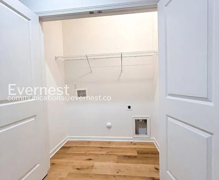 2126 2nd St — Photo 21