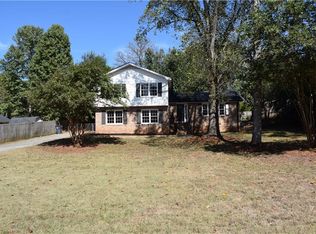 3843 Kenneth Ln, Lawrenceville, GA 30044