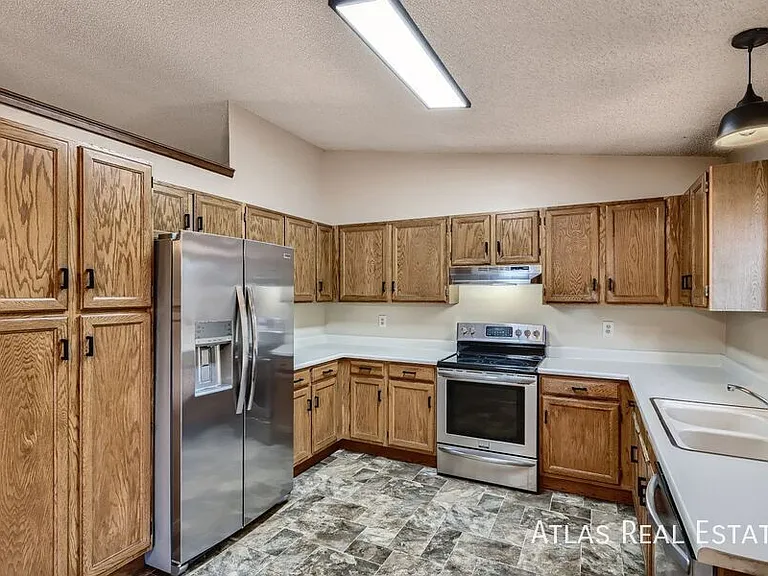 8420 Candleflower Cir — Photo 4
