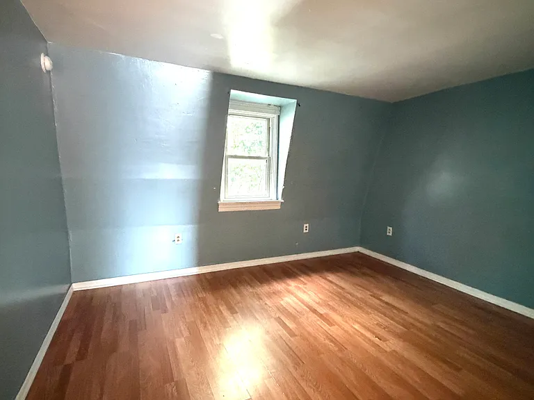 756 N 12th St — Photo 3
