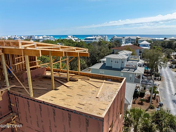 5th image of 74 Brown St