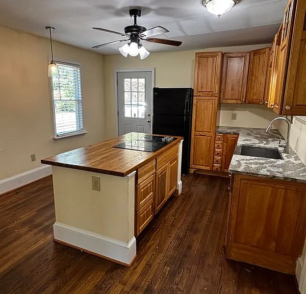 23 Ashuelot St #A — Photo 1