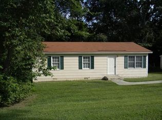 704 Ileagnes Rd, Raleigh, NC 27603