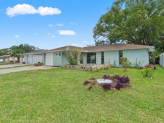 2nd image of 8852 Candlewick Ln