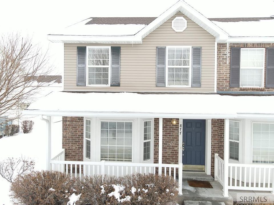 1st image of 877 Capital Ln
