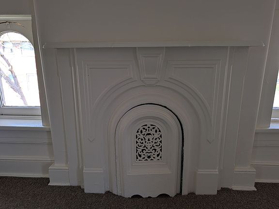 5th image of 1390 S 1st St #4