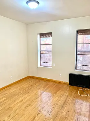 Rented by Roomeze | media 1