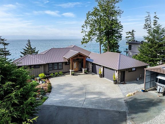 3rd image of 2480 Lighthouse Point Rd