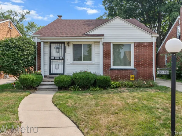 20052 Pierson St, Detroit, MI 48219