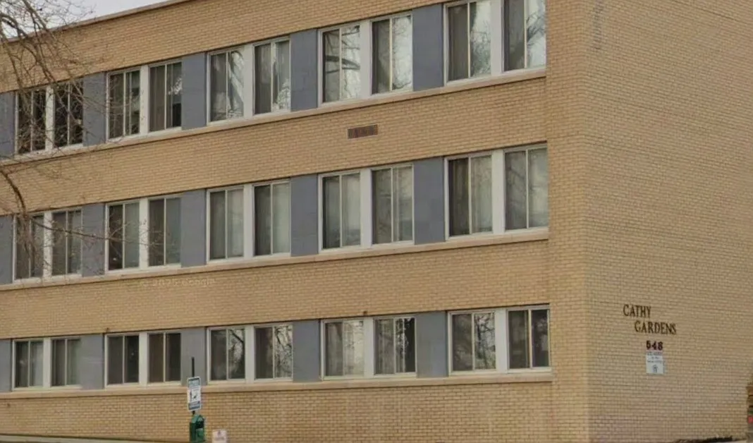 Building Photo - Cathy Gardens