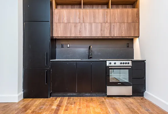 Rented by Nooklyn NYC LLC | media 115