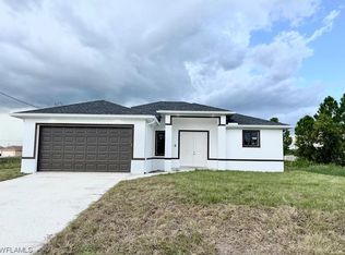 4307 Douglas Ln, Lehigh Acres, FL 33976