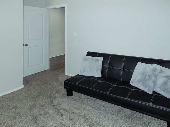 5th image of 2035 Silver Dollar St SE