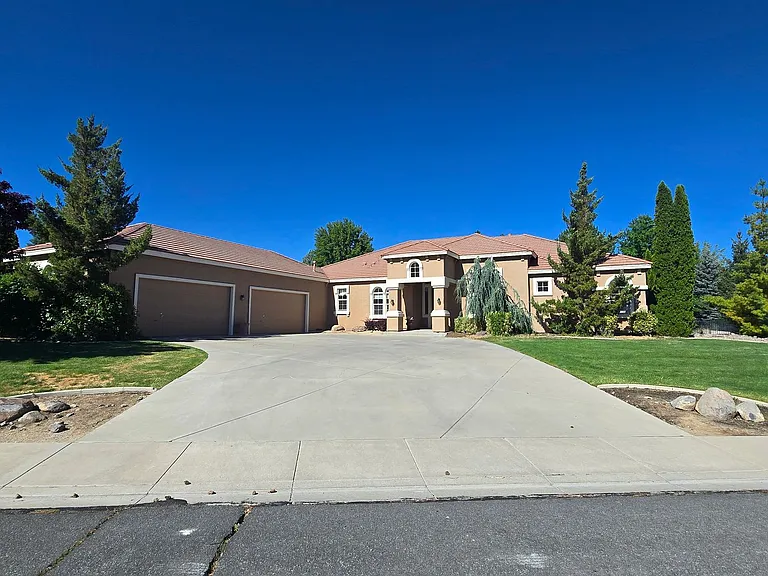 5265 N Elk River Rd — Photo 5