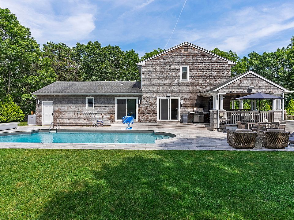 57 Woodthrush Ln, Water Mill, NY 11976 MLS 367625 Zillow