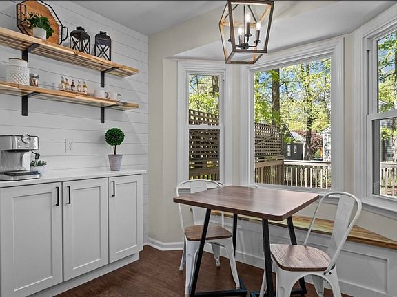 4th image of 4936 Liverpool Ln