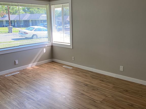 Living Room/large window