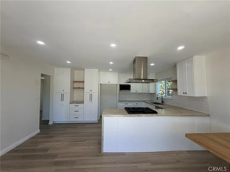 2448 Cuatro Dr — Photo 4