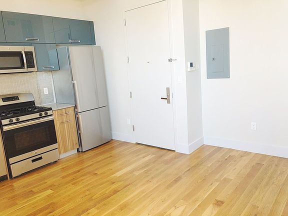 2nd image of 193 Marcus Garvey Blvd APT 402