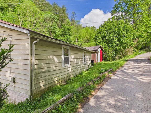 2nd image of 204 Green Camp Rd