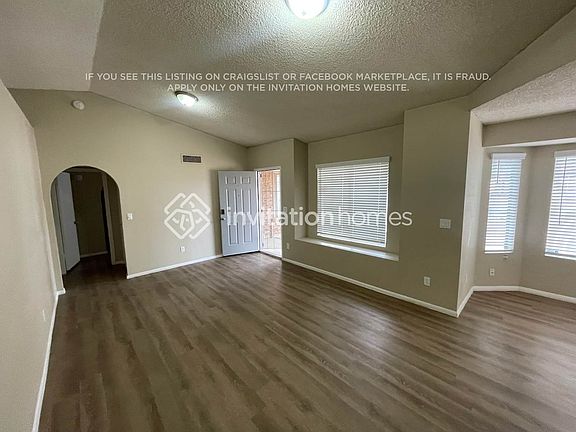 2nd image of 8520 W Palm Ln Unit 1053