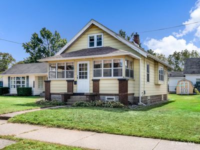 740 Eleanor St NE, Grand Rapids, MI, 49505