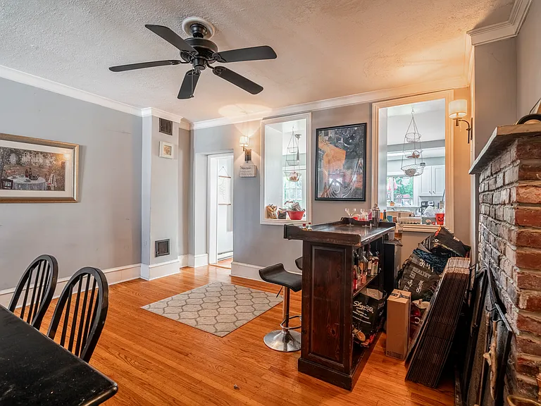 131 Ripka St — Photo 4