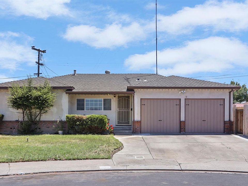 1st image of 334 Grissom Way