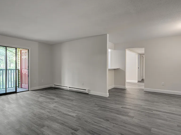 Oakbrook Manor Apartments — Photo 59