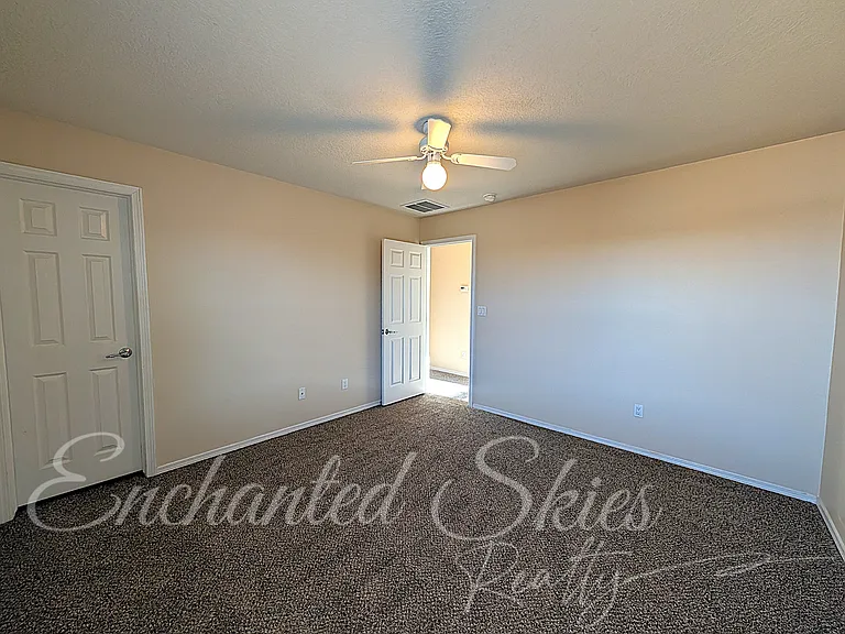 7905 Sierra Altos Pl NW — Photo 22