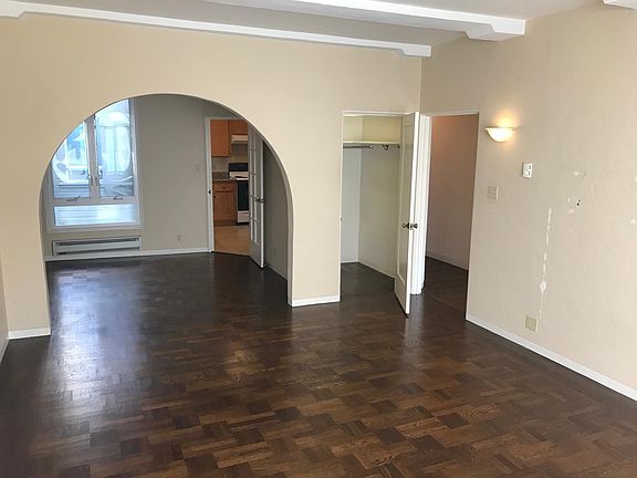 3rd image of 3745 Divisadero St APT 4