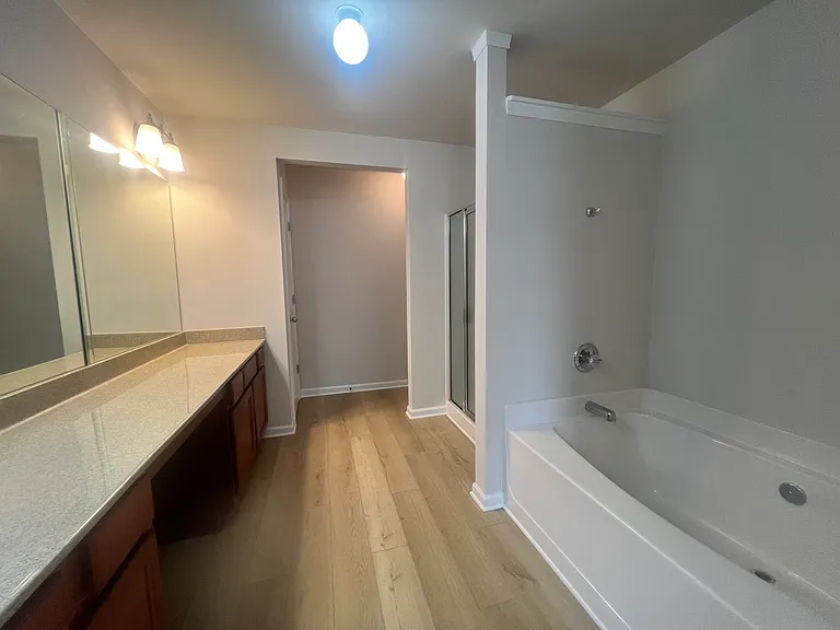4908 Berkeley Oak Cir — Photo 21