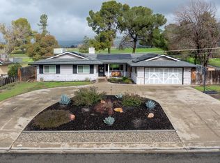 32128 River Island Dr, Springville, CA 93265