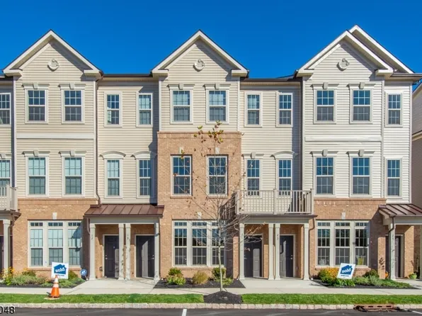 12 Sternadori Rd #7, Somerville Boro, NJ 08876