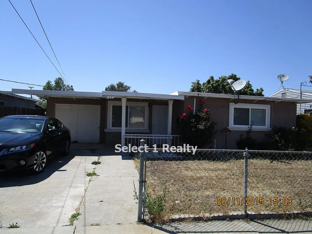 52 Bruno Ave photo 1