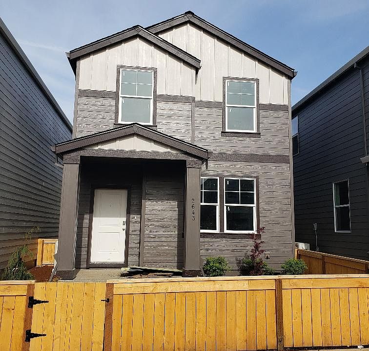 1st image of 2643 NE 116th Pl