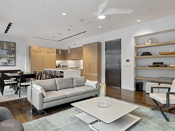 5th image of 333 Main St Unit 36