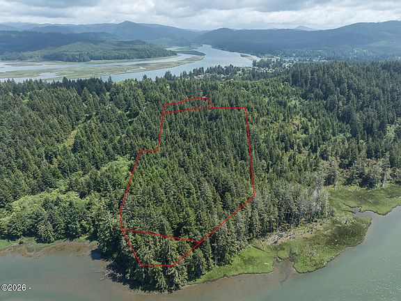 3rd image of Tl 600 Ne Waldport Heights Dr