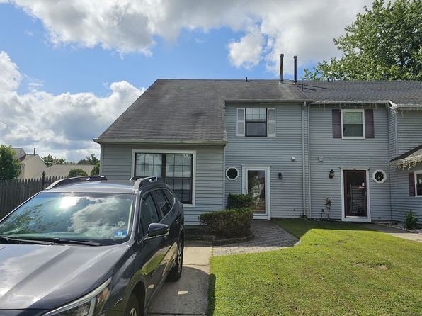 58 Hampton Gate Dr