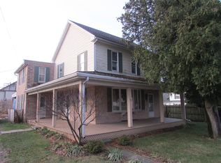 45 E Farmersville Rd, Ephrata, PA 17522