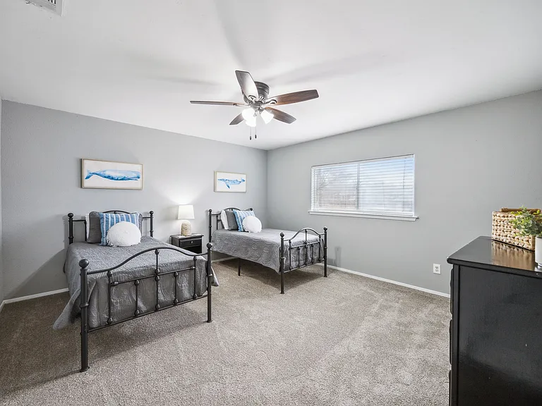 1601 Chittam Dr — Photo 21