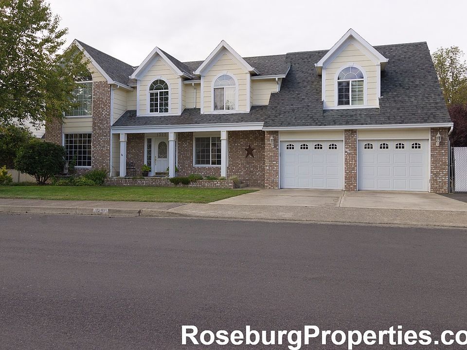 1322 NW Domenico Dr Roseburg