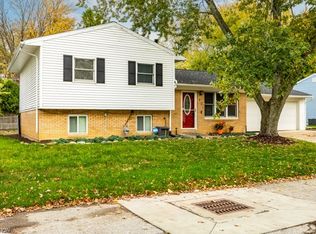 201 Kensington Rd, Vermilion, OH 44089