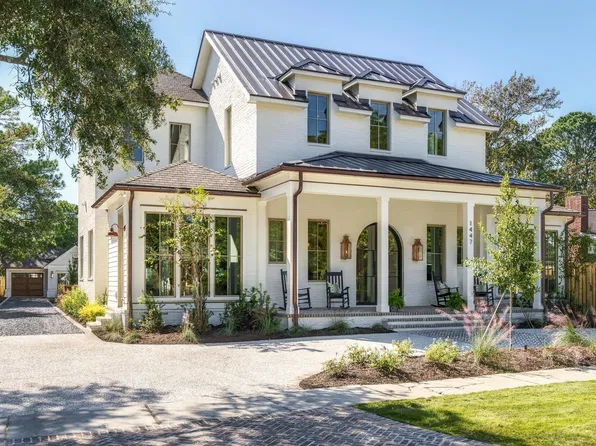 1447 Simmons St, Mount Pleasant, SC 29464