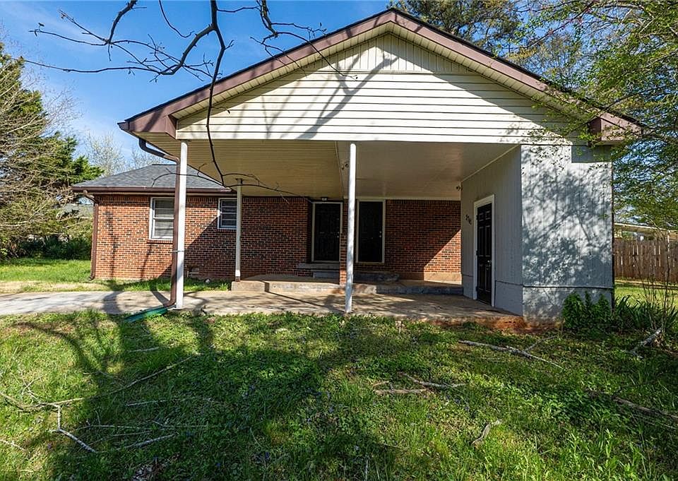 1st image of 3741 Loren Dr