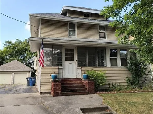 1826 Princeton Dr, Toledo, OH 43614