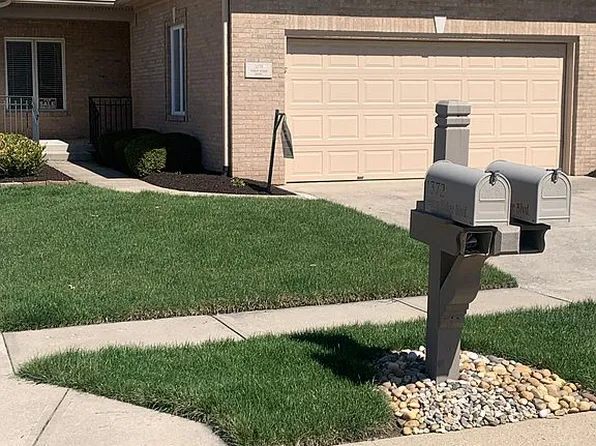 1370 Heron Ridge Blvd, Greenwood, IN 46143